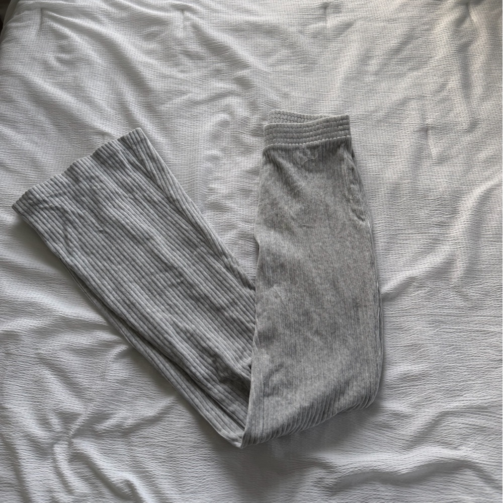 Aerie Gray Ribbed Sweatpants